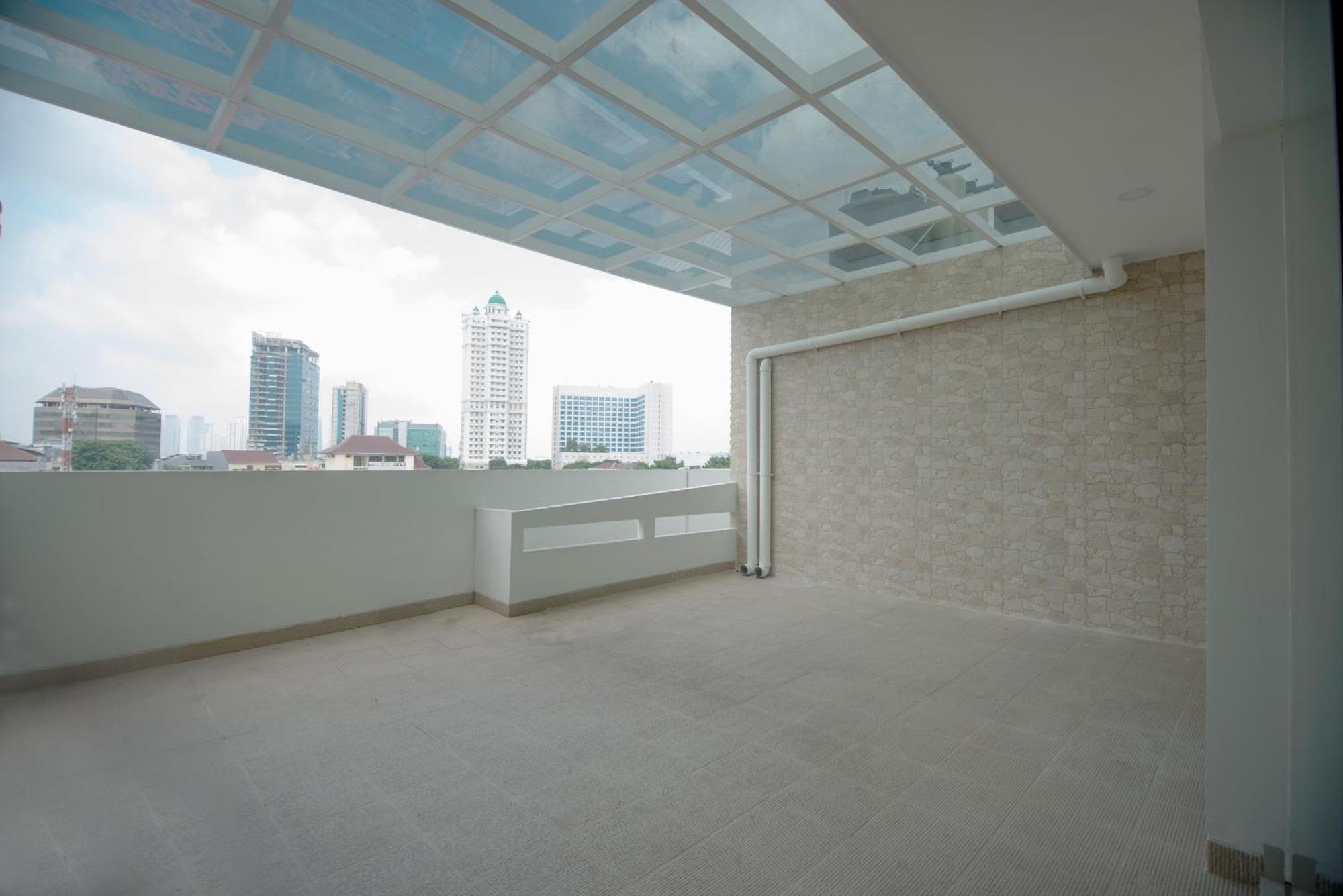 Super Oyo Flagship 101 Apple Platinum Hotel Jakarta Ngoại thất bức ảnh